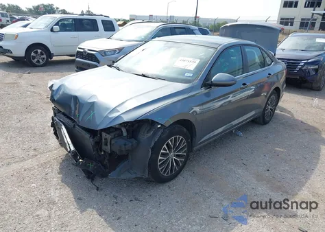 2019 Volkswagen Jetta 1.4T R-Line/1.4T S/1.4T Se z USA, uszkodzony, nr VIN 3VWC57BU3KM124235